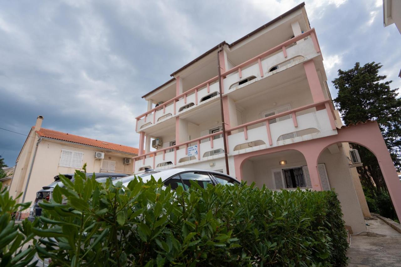Apartmani Vidusin Новаля Екстериор снимка