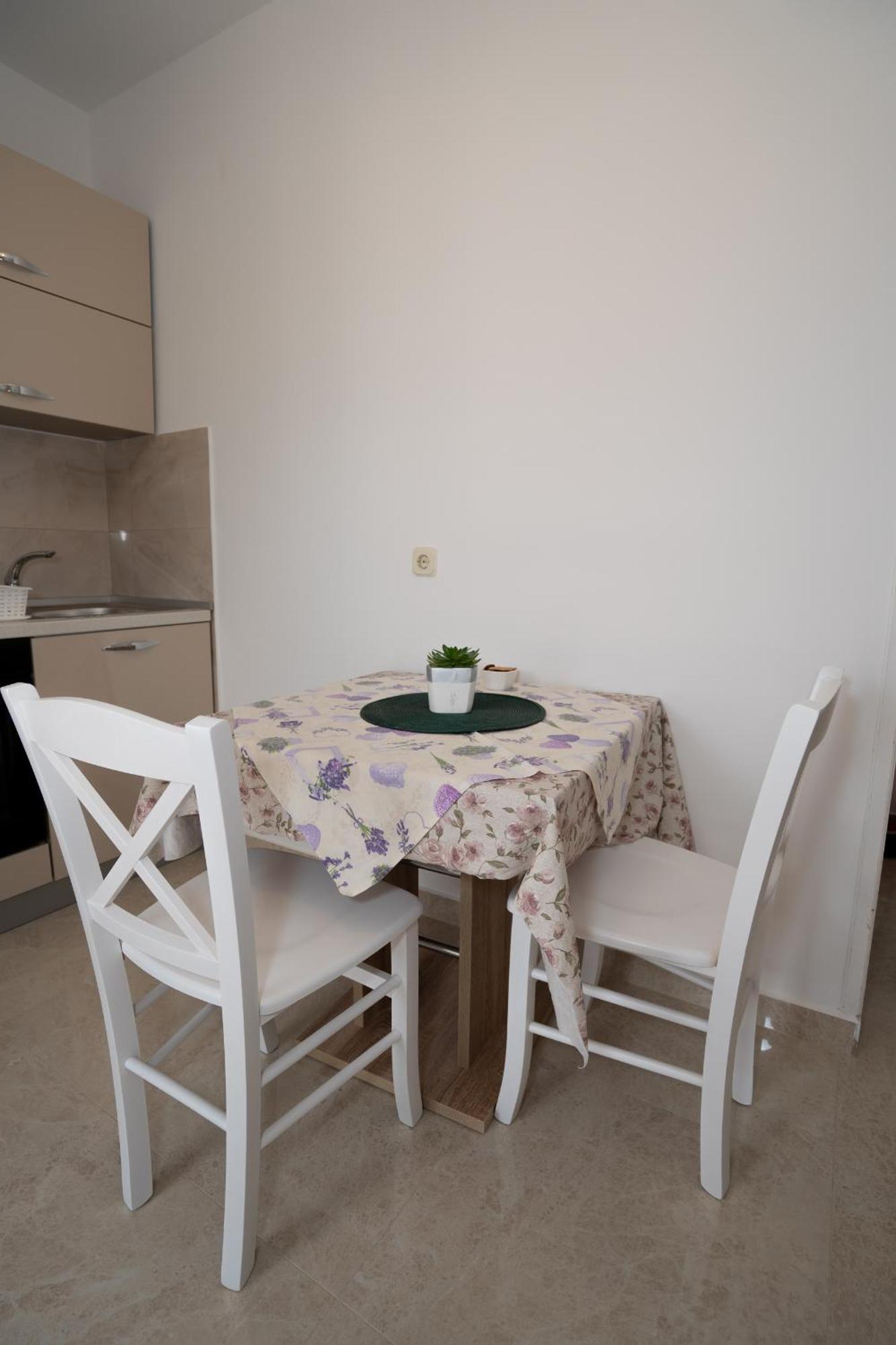 Apartmani Vidusin Новаля Екстериор снимка