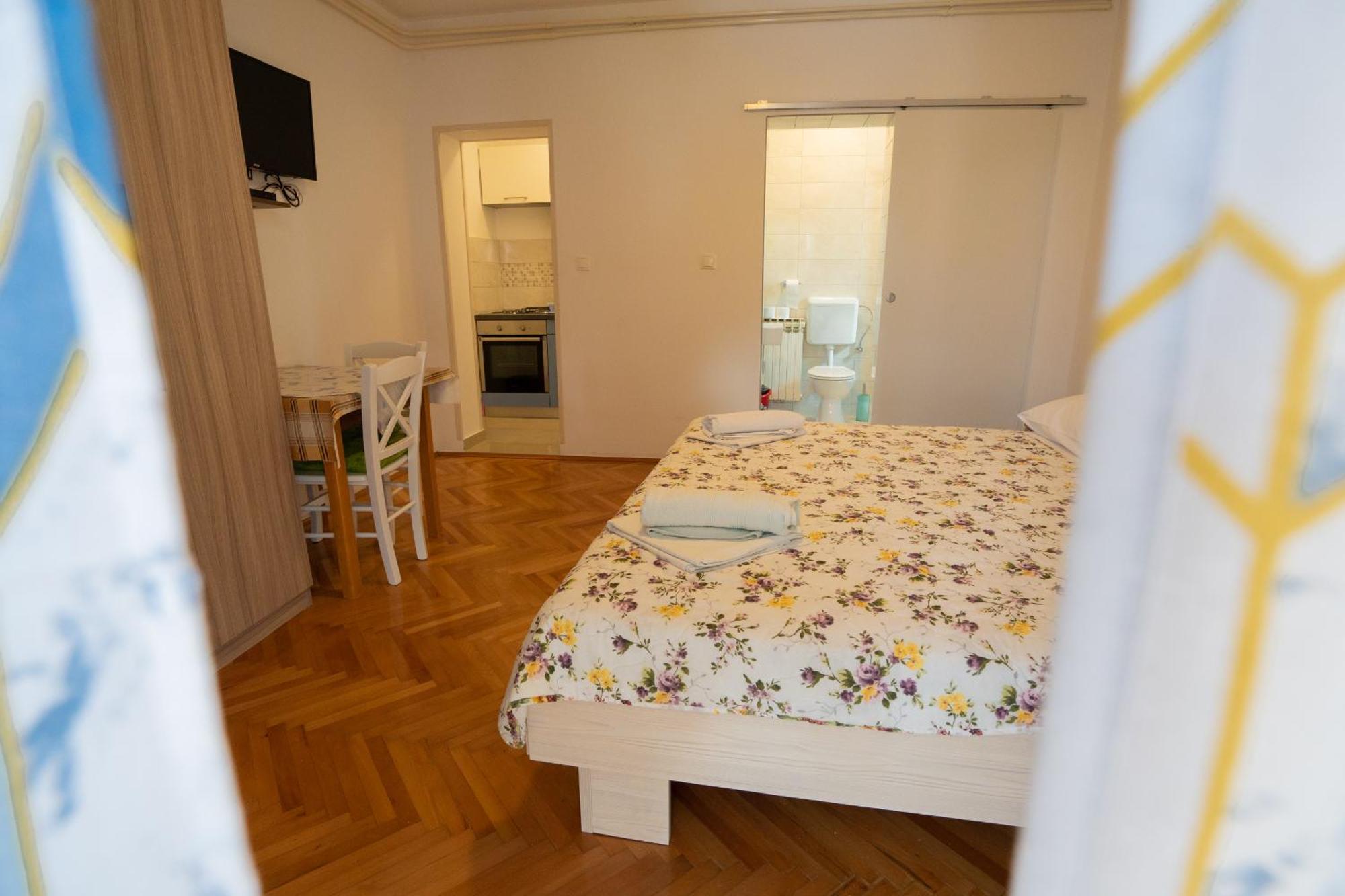 Apartmani Vidusin Новаля Екстериор снимка